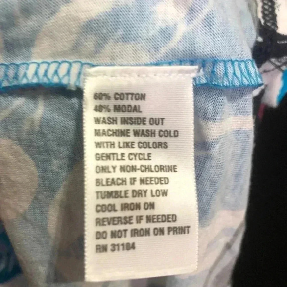 Crown & Ivy Halter round adjustable neck top, elephant pattern, loose fit - Picture 7 of 9